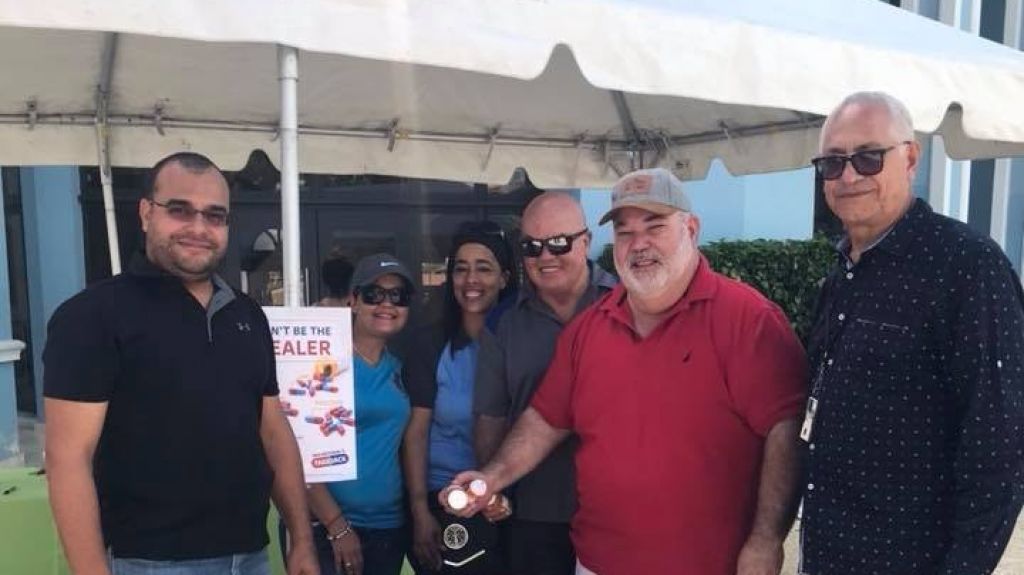  C&aacute;mara de Representantes recolecta m&aacute;s de 588 libras de medicamentos en desuso 