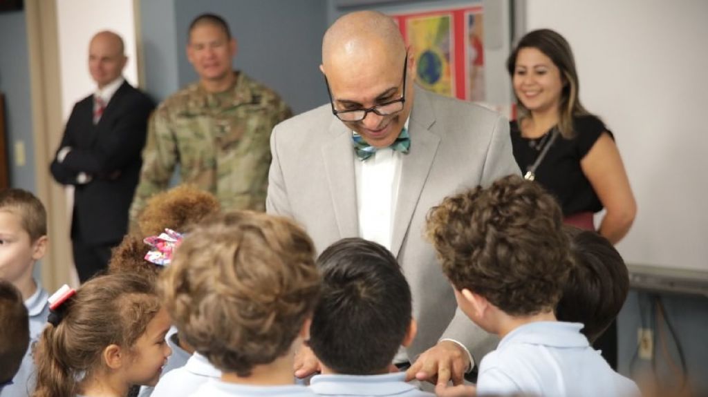  Educaci&oacute;n anuncia reclutamiento de maestros sustitutos 