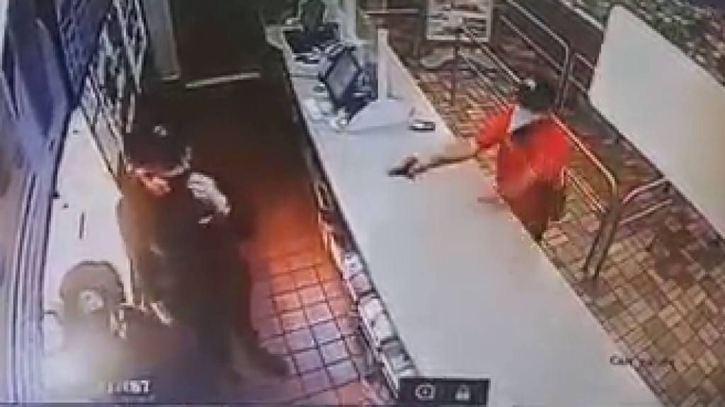  Publican video de asalto a un Burger King en Aguadilla 