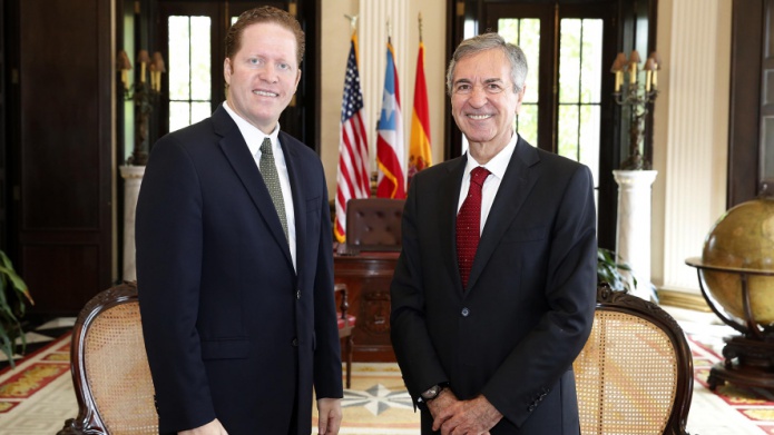 GOBERNADOR INTERINO RECIBE AL CÃNSUL DE ESPAÃA EN PUERTO RICO