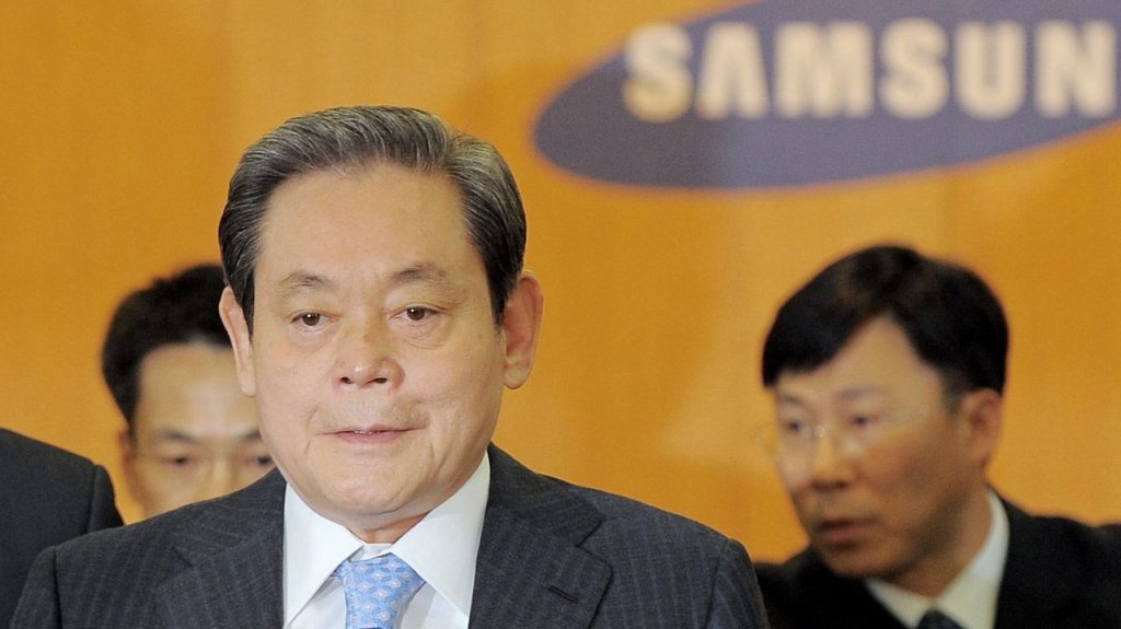  Muere Lee Kun-hee, presidente de Samsung y el hombre m&aacute;s rico de Corea del Sur 