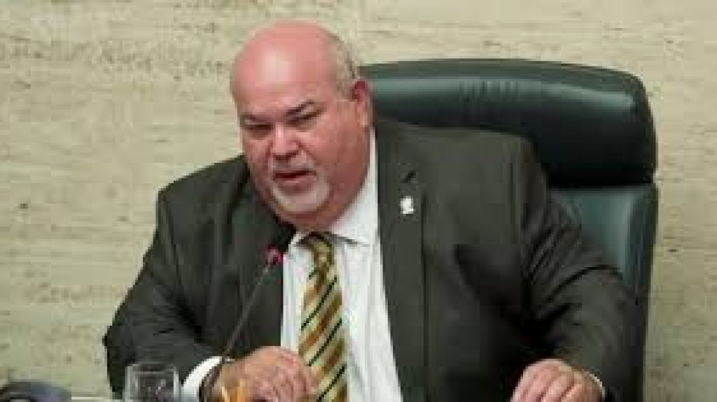  &lsquo;Johnny&rsquo; M&eacute;ndez responde a la Junta de Control Fiscal 