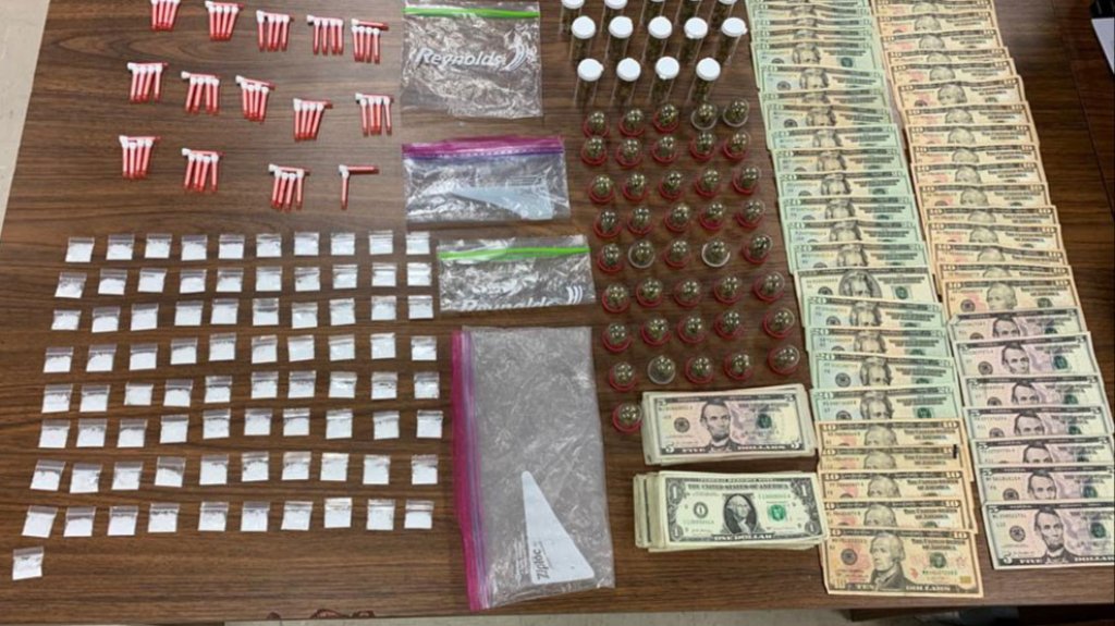  Arrestan &ldquo;vendedor&rdquo; de drogas en Bayam&oacute;n 