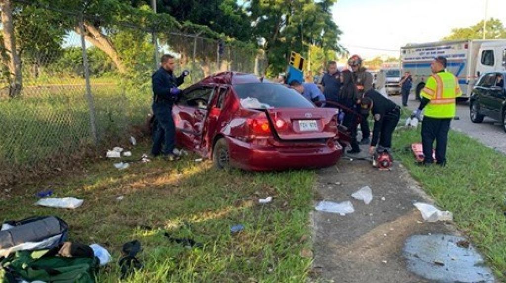  Video: Aclaran que no ha muerto la madre de los dos menores que fallecieron esta ma&ntilde;ana en un accidente de transito en San Juan 
