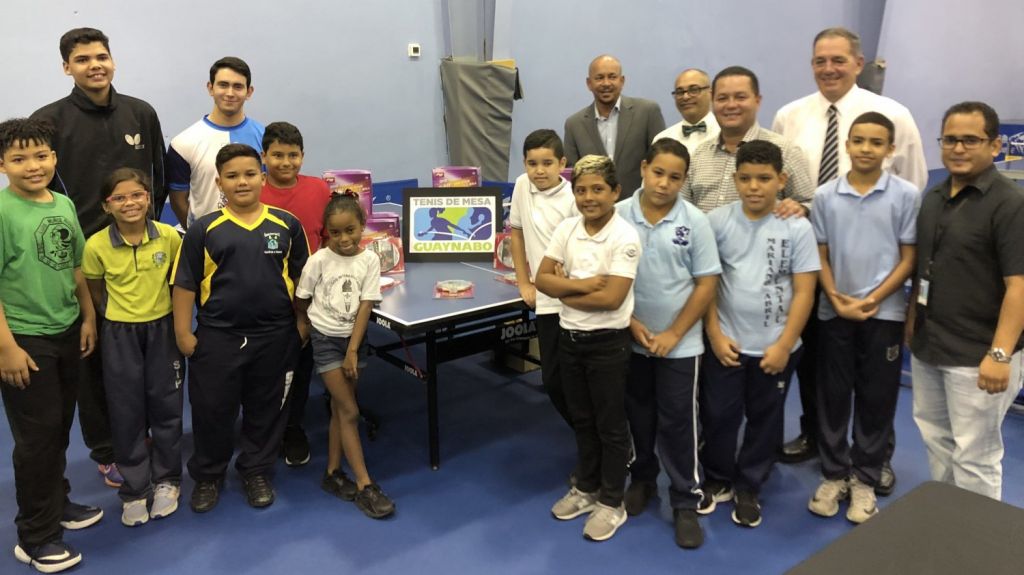  Guaynabo inicia programa para el desarrollo del tenis de mesa desde grados primarios 