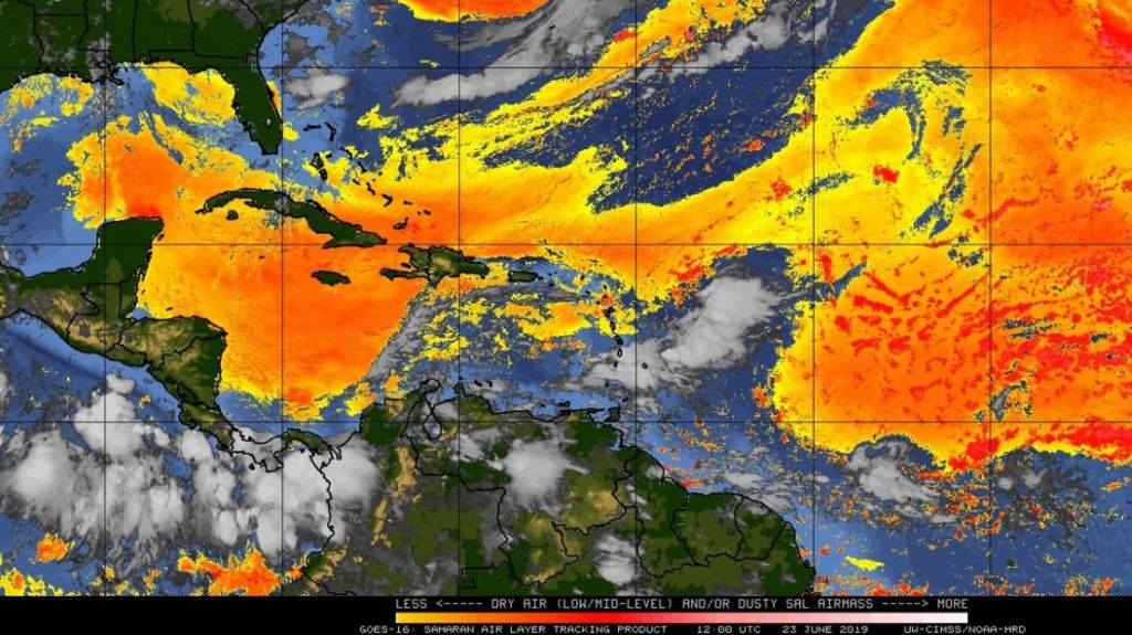  Disminuye la bruma a medida que se acerca onda tropical 