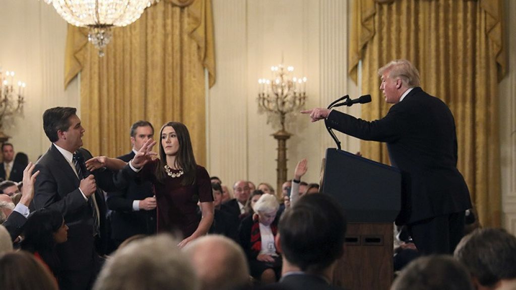  Trump pierde el juicio contra la CNN y tendr&aacute; que dejar entrar a su reportero en la Casa Blanca 