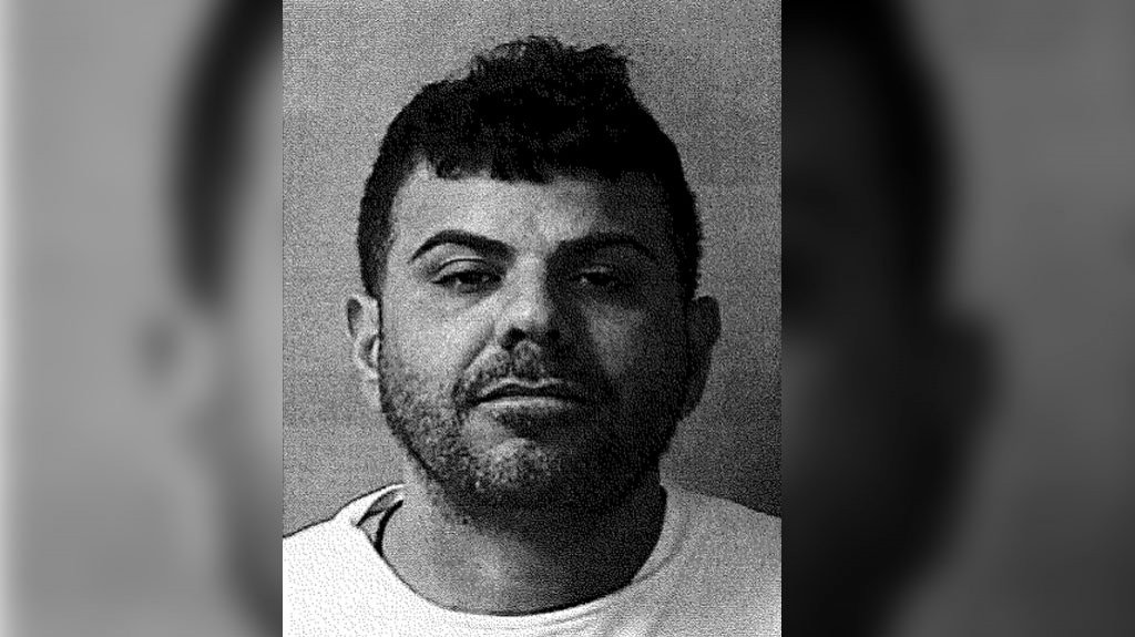  Arrestan a contratista &ldquo;Fatulo&rdquo; se tumb&oacute; m&aacute;s de $4mil 