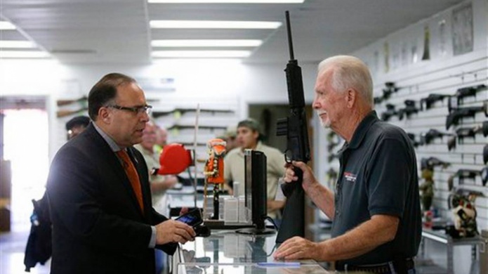 Expanden derecho de posesiÃ³n de armas en algunos Estados