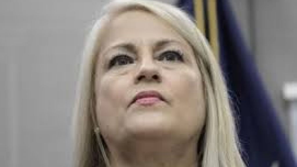  Gobernadora realiza nuevos nombramientos para el BDE y AEP 