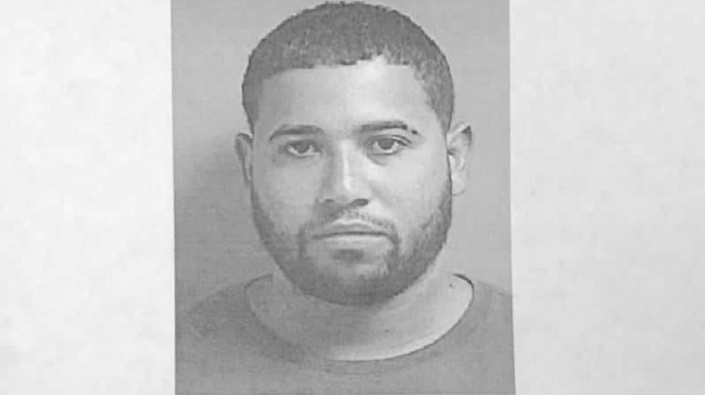  Arrestan en Juncos hombre que era buscado por ley 54 
