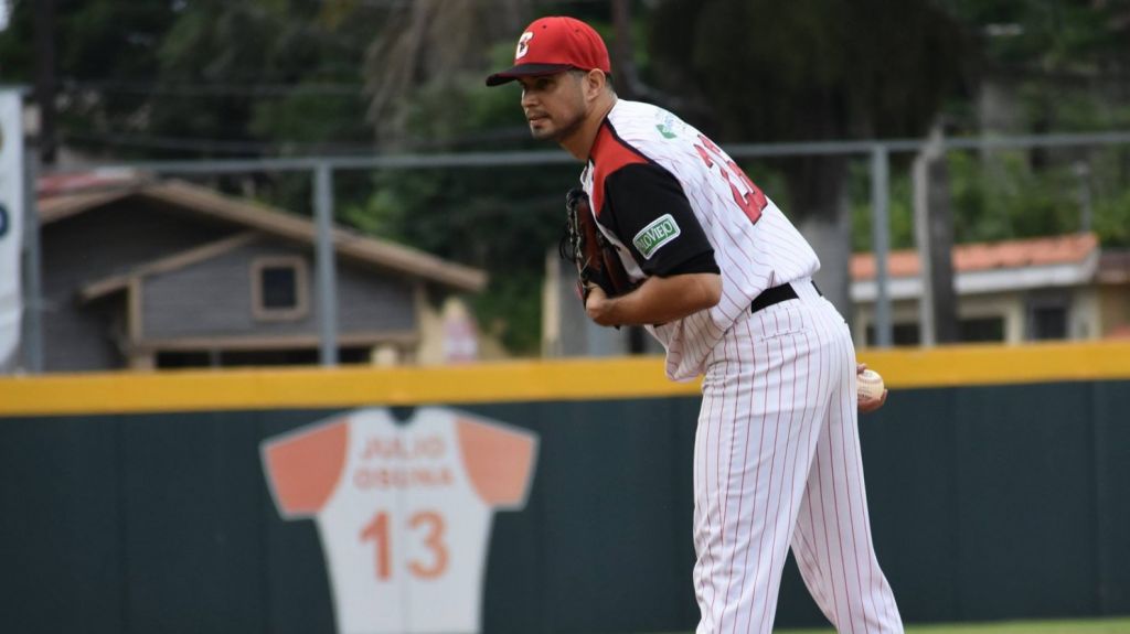  Petateros y Toritos consolidan su liderato; juego sin hit en Juncos 