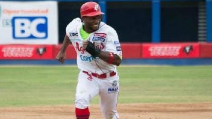 Llegan a MayagÃ¼ez dos importados