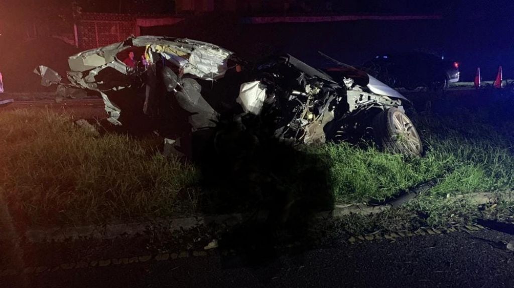  Muere joven al salir expulsado del auto durante accidente en Mayag&uuml;ez 
