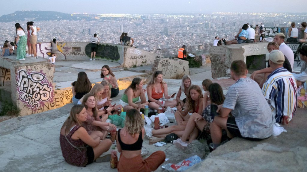  Una mutaci&oacute;n del coronavirus originada en Espa&ntilde;a se expandi&oacute; por Europa a trav&eacute;s de los turistas 