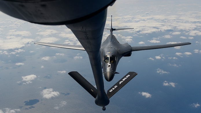 Los bombarderos B-1 de EE.UU. llegan a Guam y estÃ¡n "dispuestos a luchar esta noche"