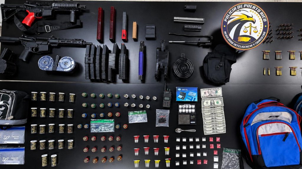  Polic&iacute;a de Carolina ocupa rifles de asalto, drogas y realiza m&uacute;ltiples arrestos en operativos de seguridad 