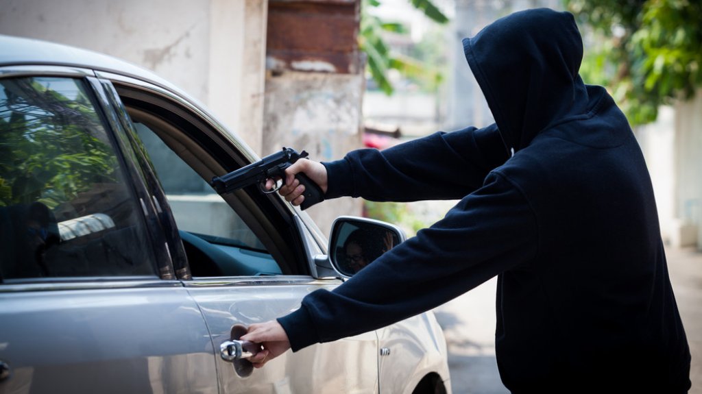  Sujeto se resiste a un carjacking y termina baleado en Bayam&oacute;n 