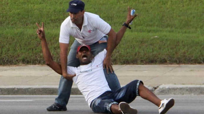 Vaticano no responde sobre arrestos de disidentes cubanos durante visita papal