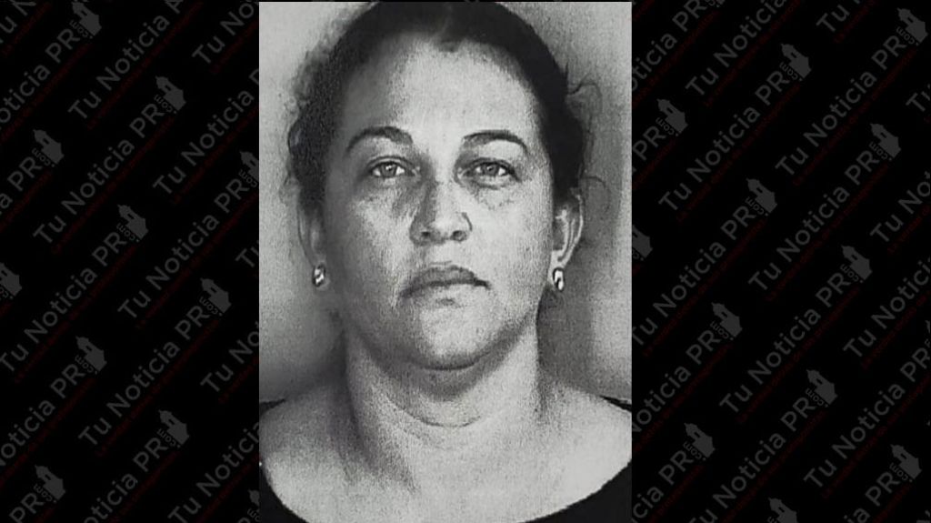  A la c&aacute;rcel mujer que agredi&oacute; y dijo palabras soeces a su hija en residencial de Manat&iacute; 