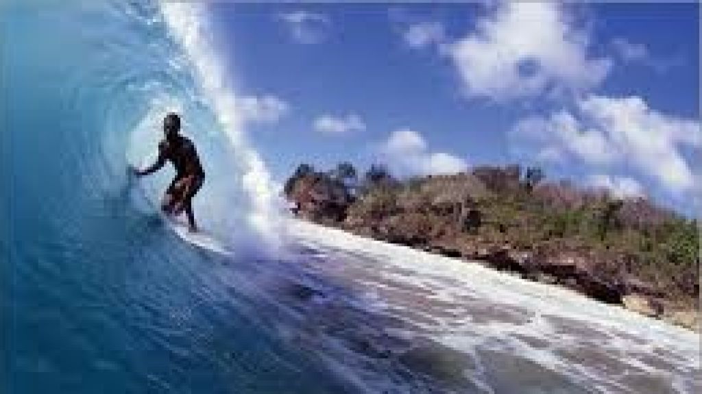  Aprueban medida que designa a Rinc&oacute;n como la capital del surfing 