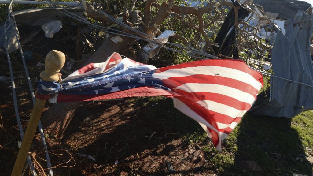  Al menos 9 muertos por el paso de varios tornados en EEUU 