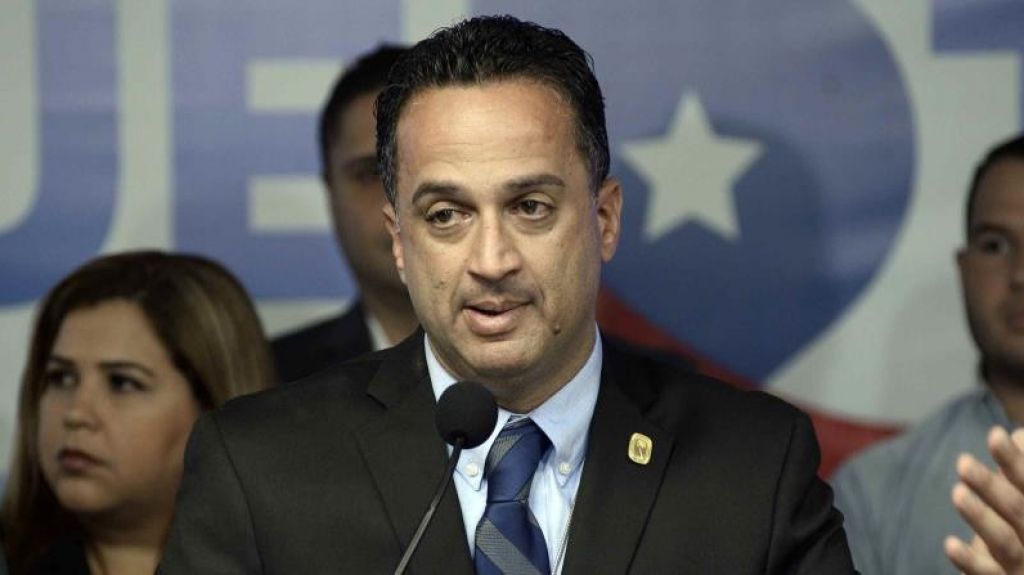  Le contestan a Tatito Hern&aacute;ndez denuncias contra el DRNA 