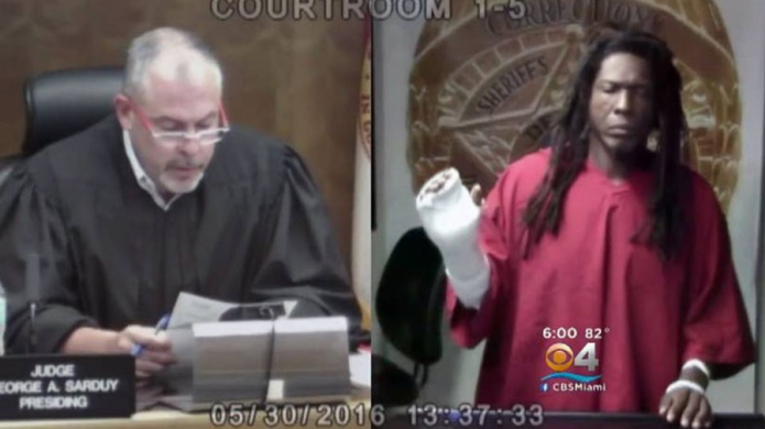 Juez niega la fianza a hombre acusado de dispararle a policÃ­a en Miami