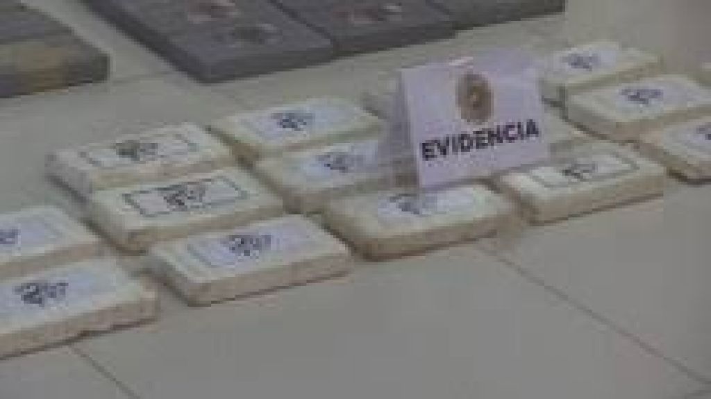  Vea video: Autoridades muestran los 448 kilos de coca&iacute;na incautados el pasado s&aacute;bado en Paraguay 
