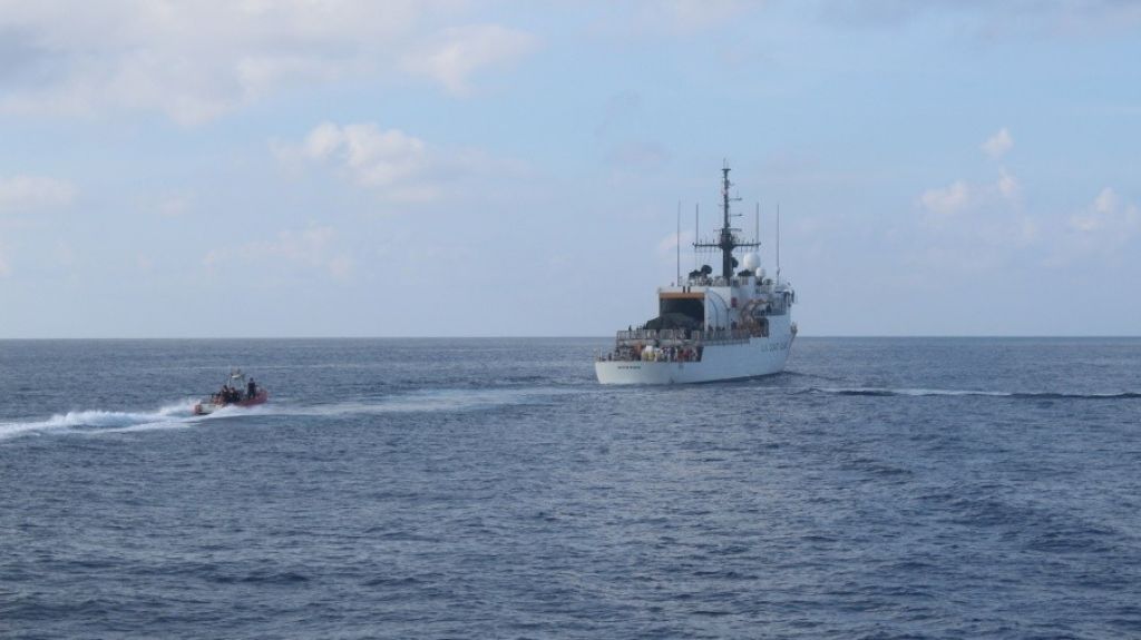  Guardia Costera repatr&iacute;a a 82 dominicanos y regresa a 5 haitianos a la Rep&uacute;blica Dominicana tras 5 interdicciones mar&iacute;timas en el Canal de la Mona 