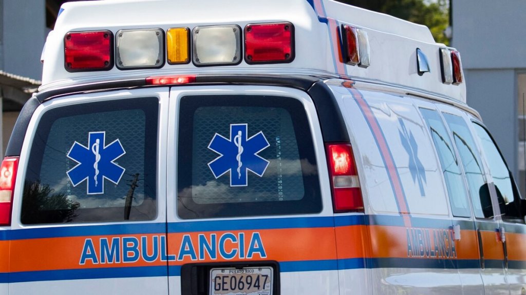  Accidente de auto deja cuatro heridos en Mayag&uuml;ez 