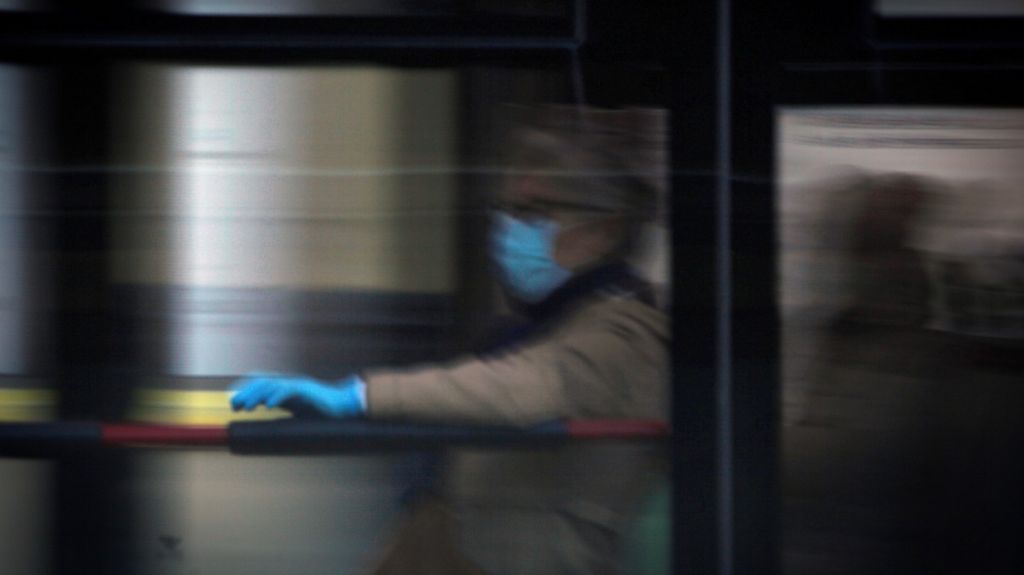  Los pacientes con COVID-19 pueden contagiar 3 d&iacute;as antes de mostrar s&iacute;ntomas 