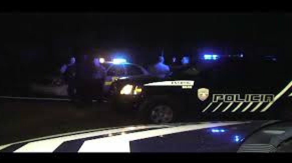  Polic&iacute;as estatales se defienden de disparos en Barrio Obrero 