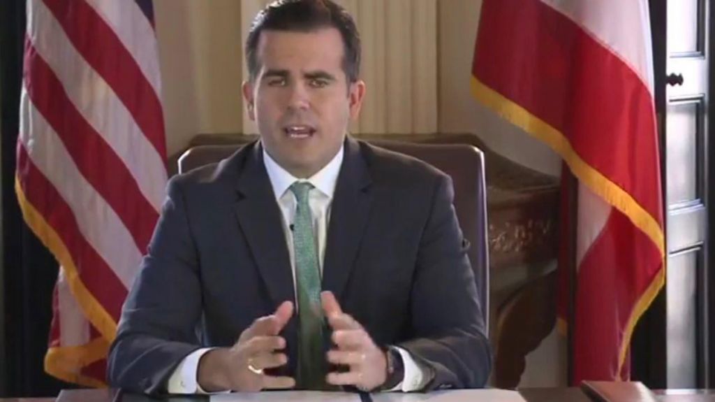  Gobernador anuncia "Nuevo Sistema de Escuelas" 