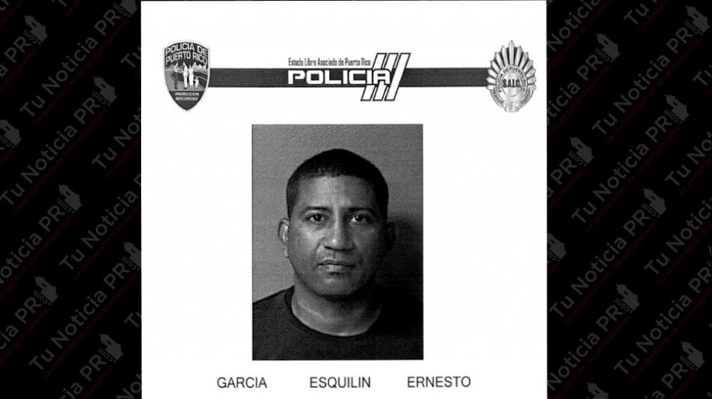  Fichado y con Grillete polic&iacute;a de tr&aacute;nsito Fajardo, que sigui&oacute; una conductora hasta la casa en la patrulla y luego se baj&oacute; el pantal&oacute;n 