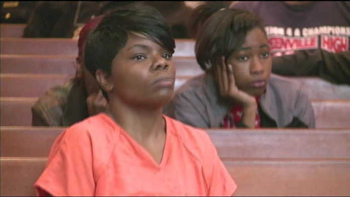 Detienen a mujer por amenazar en Facebook con matar a policÃ­as en EE.UU.