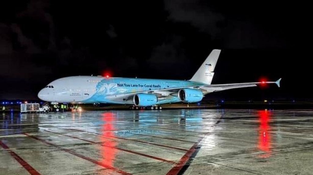  Llega al país avión de China con 45 toneladas de equipos y materiales de protección para los profesionales de la salud 