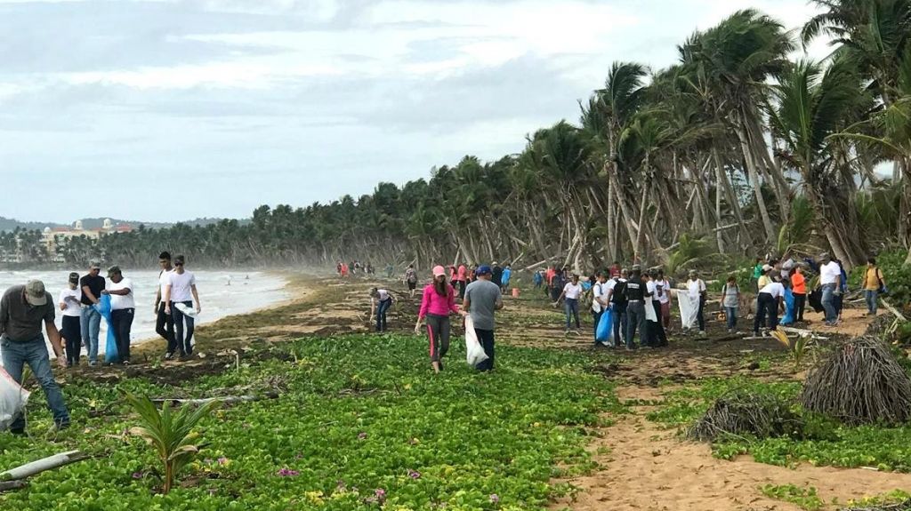  Recogen 163 bolsas con basura durante el Día Mundial de la Limpieza 