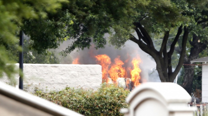 El hombre que atacÃ³ la sede de la policÃ­a de Dallas comprÃ³ la furgoneta blindada en eBay
