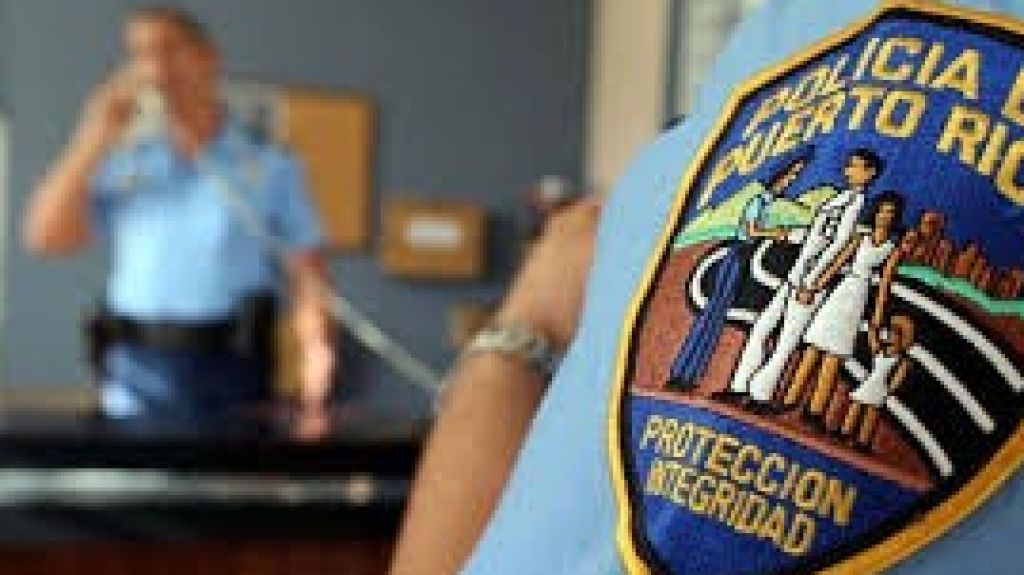  Incendian veh&iacute;culos en estacionamiento de condominio en Ponce 