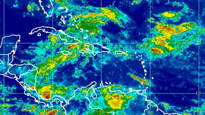 Nublado y con potencial de lluvia por cercanÃ­a de una Onda Tropical...