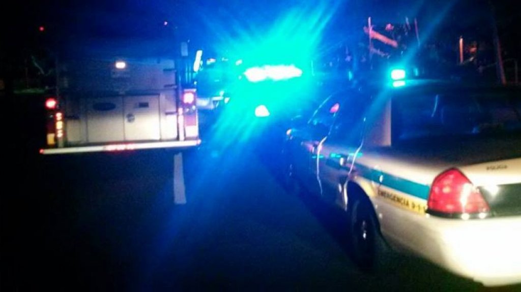  Video:Identifican a v&iacute;ctimas de fatal accidente de motora en Toa Baja 