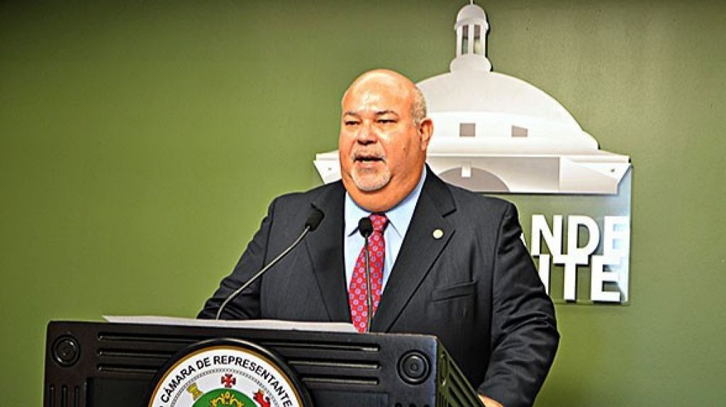  &ldquo;Johnny&rdquo; M&eacute;ndez impacta &aacute;rea de los Kioskos de Luquillo 