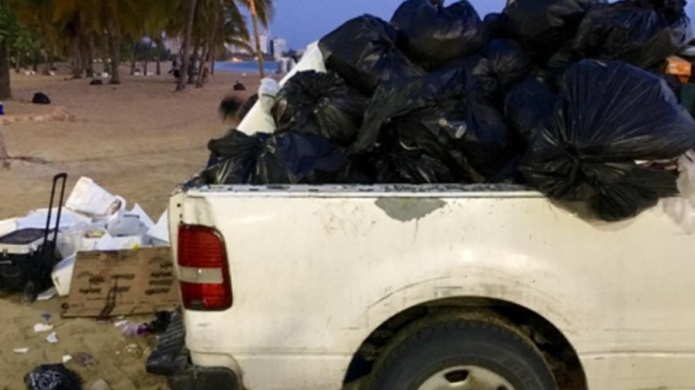 "Full" de basura, así quedaron las playas durante la "Noche de San Juan"
