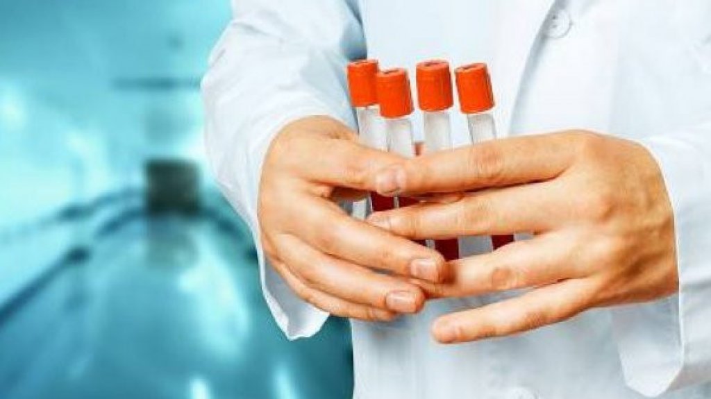  Asociacion de Laboratorios entrega evidencia en contra de aseguradoras a Oficina del Comisionado de Seguros 