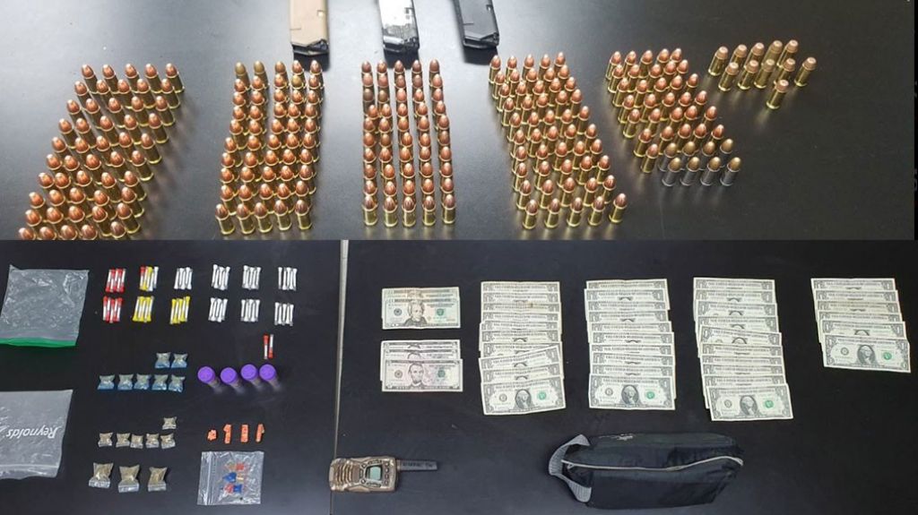  Fotos: Ocupan rifles de alto poder, pistolas municiones y droga en Carolina 