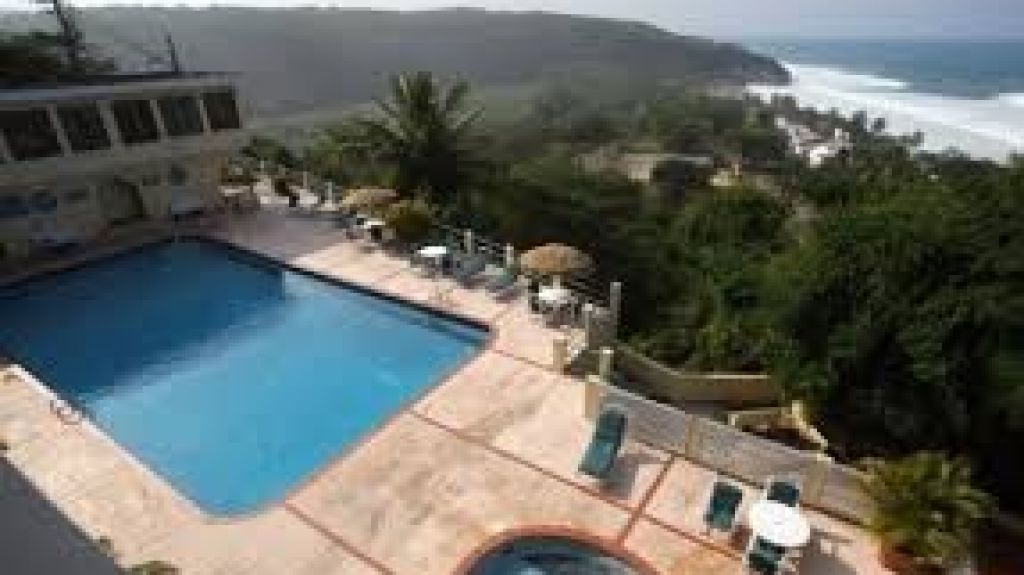  Optimistas los paradores con Brad Dean pero no con consolidaci&oacute;n de Turismo 