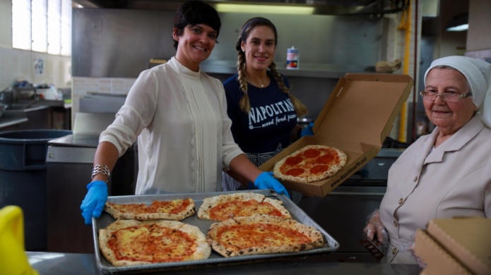 Video: ContinÃºa iniciativa de primera dama "Amor por los nuestros, adopta una Ã©gida"
