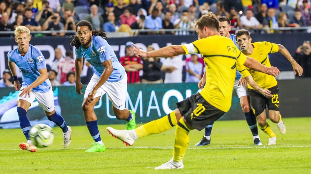  G&ouml;tze marca de penalti el gol del triunfo del Dortmund sobre el Manchester City 