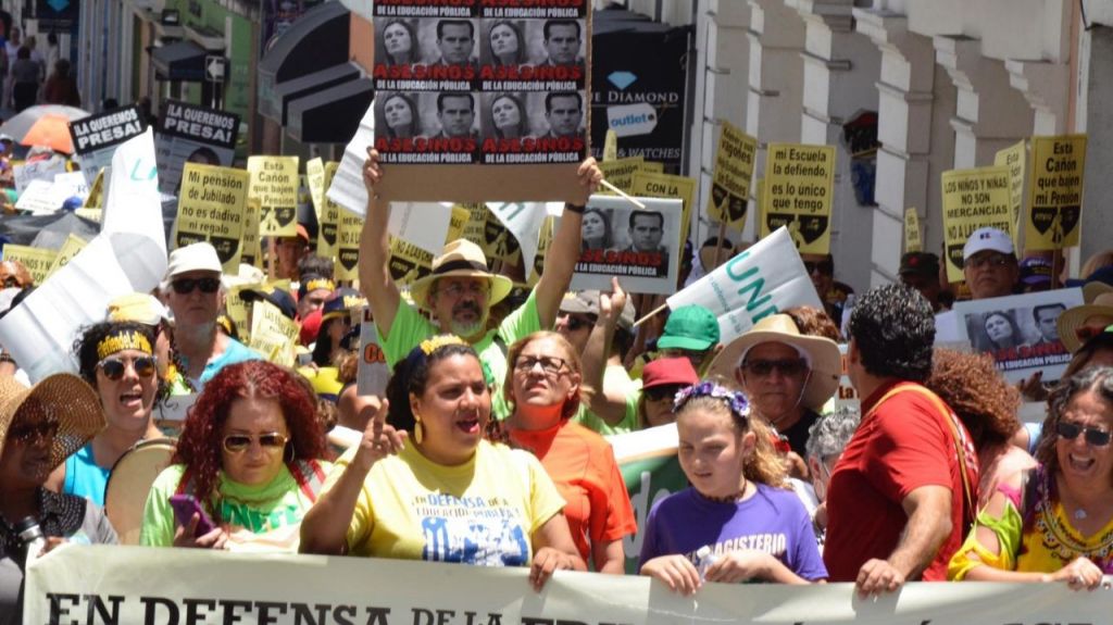  Acusa la FMPR al gobierno de desviar fondos p&uacute;blicos para financiar empresas educativas privadas 